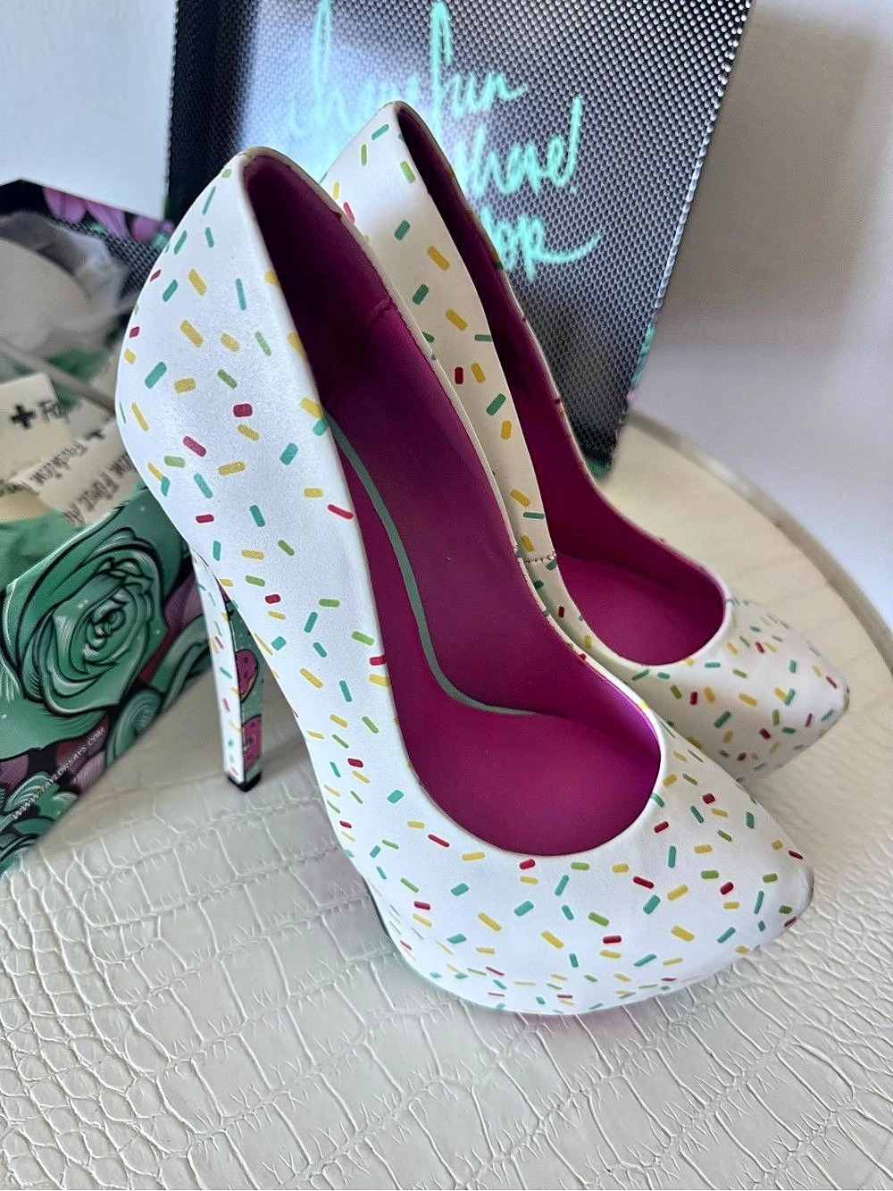 Taylor Says Women's Sprinkle Print Heels